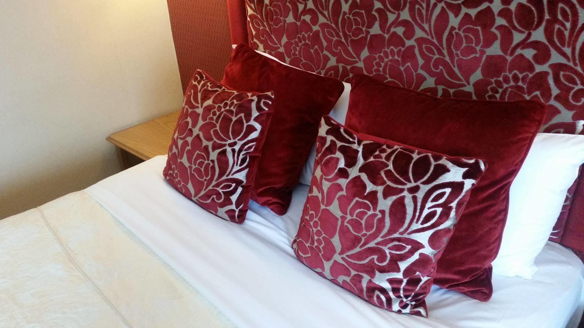 Carlton Park Hotel Rotherham Zewnętrze zdjęcie